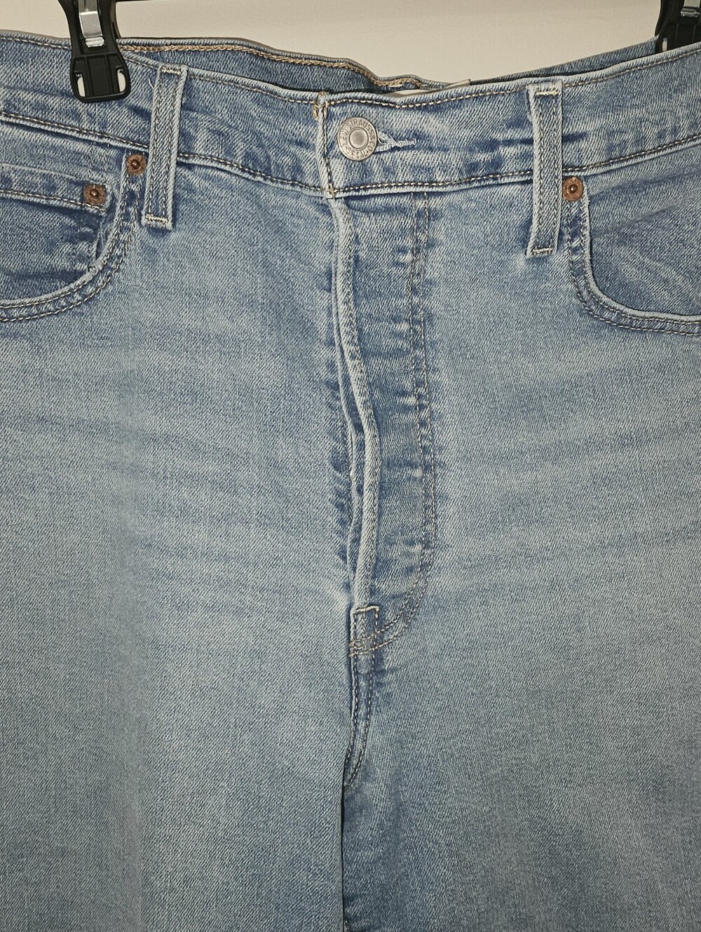Levis Ribcage Straight Size 32 - Picture 5 of 5